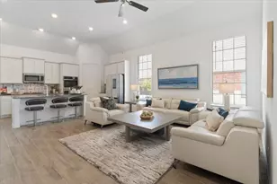 4619 Magnolia Park Dr, Arlington, TX 76005 - Photo 2
