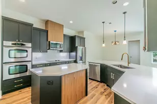309 La Reata Ct, Cedar Hill, TX 75104 - Photo 4