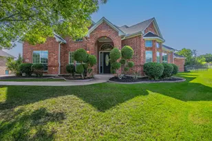 309 La Reata Ct, Cedar Hill, TX 75104 - Photo 2