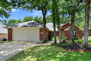 1378 Forest Creek Dr, Lewisville, TX 75067 - Photo 1