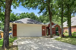 1378 Forest Creek Dr, Lewisville, TX 75067 - Photo 24