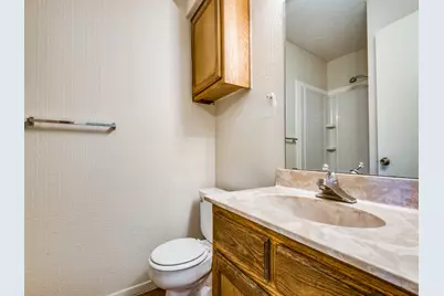 929 W Hickory Street #A10, Denton, TX 76201 - Photo 12