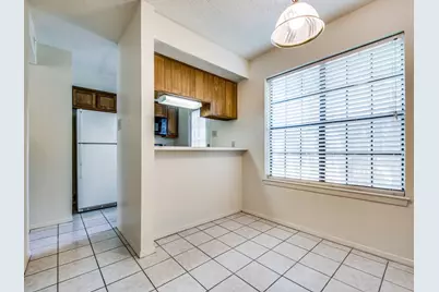 929 W Hickory Street #A10, Denton, TX 76201 - Photo 6