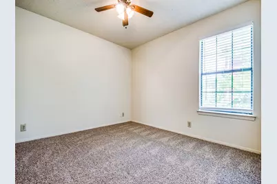 929 W Hickory Street #A10, Denton, TX 76201 - Photo 10