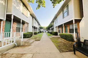 929 W Hickory St, Denton, TX 76201 - Photo 2