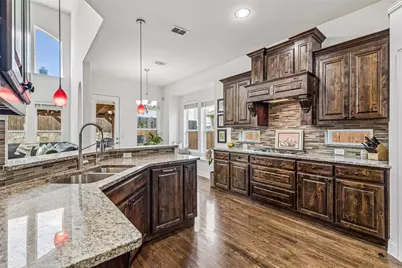 2412 Kingsgate Drive, Little Elm, TX 75068 - Photo 14