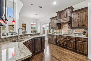 2412 Kingsgate Dr, Little Elm, TX 75068 - Photo 14