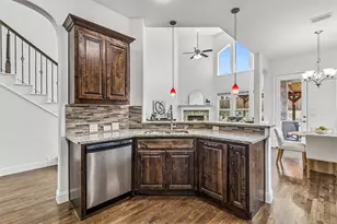 2412 Kingsgate Dr, Little Elm, TX 75068 - Photo 10