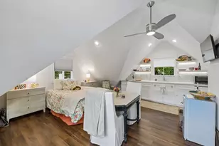 8111 Chadbourne Rd, Dallas, TX 75209 - Photo 28