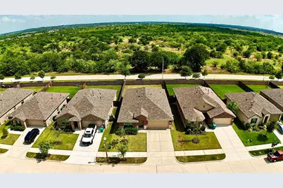 3713 Ridgeway Lane, Denton, TX 76226 - Photo 4