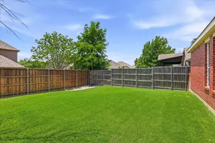 1401 Big Falls Dr, Flower Mound, TX 75028 - Photo 32