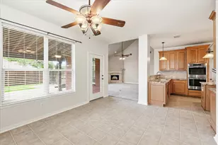 1401 Big Falls Dr, Flower Mound, TX 75028 - Photo 10