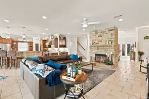 325 Driftwood Ct, Azle, TX 76020 - Photo 8