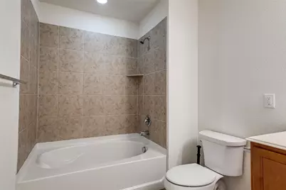 929 Glenndon Drive, Fort Worth, TX 76120 - Photo 8