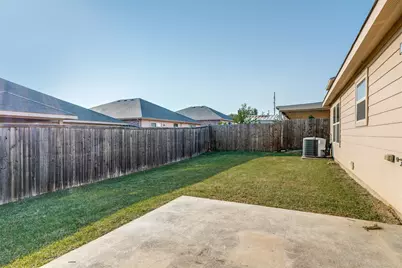 929 Glenndon Drive, Fort Worth, TX 76120 - Photo 12