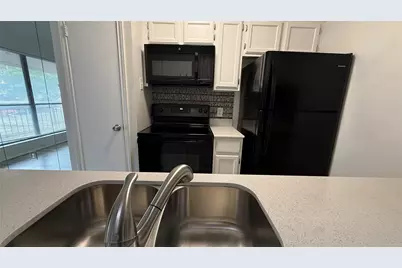 5750 Phoenix Drive #4, Dallas, TX 75231 - Photo 8