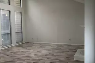 5750 Phoenix Dr, Dallas, TX 75231 - Photo 10