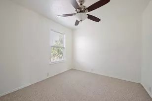 204 Edmundson Ct, Arlington, TX 76002 - Photo 16