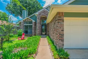 6506 Topaz Dr, Arlington, TX 76001 - Photo 1