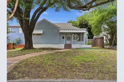 207 Hartsdale Drive, Dallas, TX 75211 - Photo 1