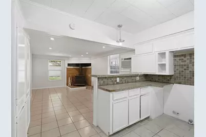 207 Hartsdale Drive, Dallas, TX 75211 - Photo 10