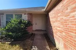 5727 Hunters Bend Ln, Dallas, TX 75249 - Photo 2