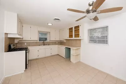 4028 Shawnee Trail, Lake Worth, TX 76135 - Photo 20