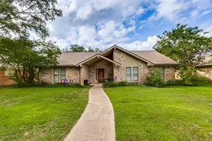 1203 Grinnell Dr, Richardson, TX 75081 - Photo 2