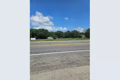 517 S Main Highway N, Springtown, TX 76082 - Photo 2