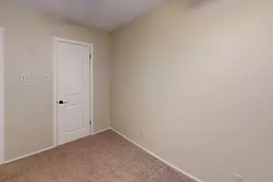 5809 Chimney Wood Cir, Fort Worth, TX 76112 - Photo 16