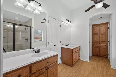 110 Heritage Place, Glen Rose, TX 76043 - Photo 24