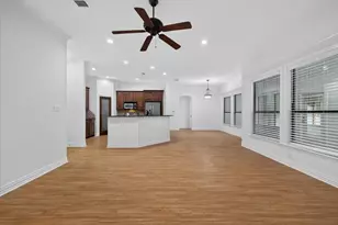 110 Heritage Pl, Glen Rose, TX 76043 - Photo 12