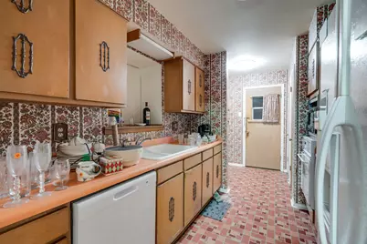 417 Keats Circle, Irving, TX 75061 - Photo 8