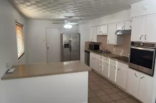 503 Franklin Dr, Euless, TX 76040 - Photo 4