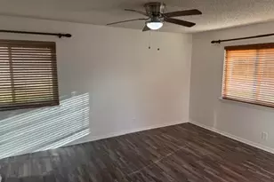 503 Franklin Dr, Euless, TX 76040 - Photo 2