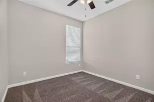 2529 Lavender Ln, Glenn Heights, TX 75154 - Photo 10