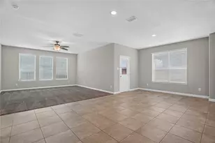 2529 Lavender Ln, Glenn Heights, TX 75154 - Photo 8