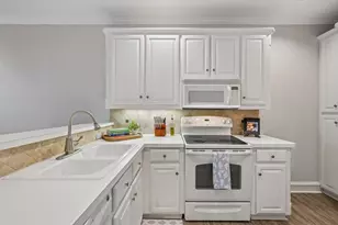 5325 Bent Tree Forest Dr, Dallas, TX 75248 - Photo 8