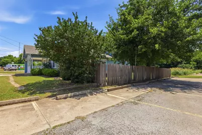 1115 N Main Street, Cleburne, TX 76033 - Photo 26