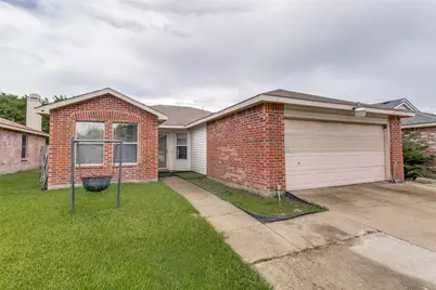 222 Idlewyld Drive, Mesquite, TX 75149 - Photo 1