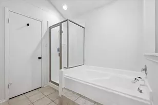 607 Mission Cir, Irving, TX 75063 - Photo 30