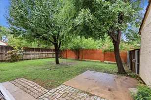 607 Mission Cir, Irving, TX 75063 - Photo 32