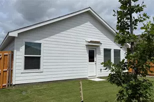 3911 Ontario Wy, Sherman, TX 75090 - Photo 4