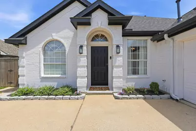 11010 Spring Lake Road, Frisco, TX 75035 - Photo 2