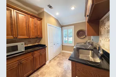 622 Ridgecrest Drive, Irving, TX 75060 - Photo 10