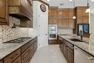 2506 Pikes Peak, Cedar Hill, TX 75104 - Photo 10