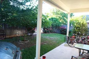 13153 Fencerow Rd, Fort Worth, TX 76244 - Photo 12