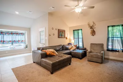 206 Hubbard Street, Hillsboro, TX 76645 - Photo 4