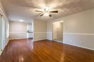3621 Pleasant Run Rd, Irving, TX 75062 - Photo 2