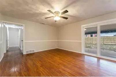 3621 Pleasant Run Road, Irving, TX 75062 - Photo 4